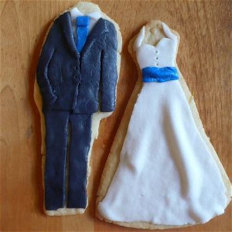 Bride and Groom Sugar Cookie Recipe | AllFreeDIYWeddings.com