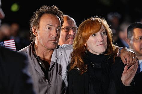 Bruce Springsteen Enjoying Holiday with wife Patti Scialfa-Relationship ...