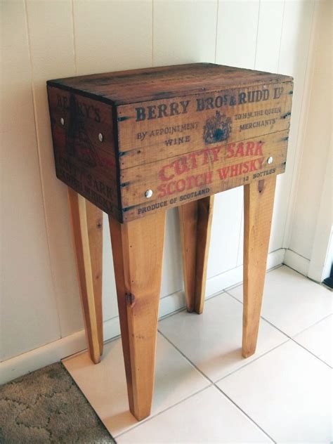 Foodista | The Cutty Sark Shipping Crate Table is a Rustic Beauty