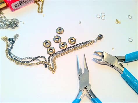 five sixteenths blog: Make it Monday // DIY 3 Simple Chain Bracelets for Summer