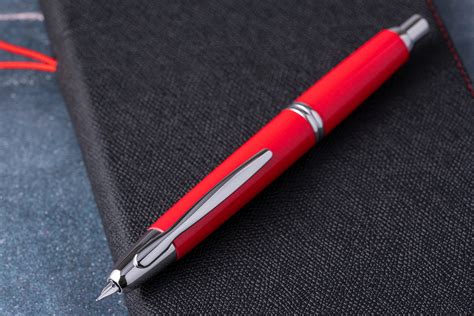 Pilot Vanishing Point Fountain Pen - Red Coral (2022 Limited Edition ...