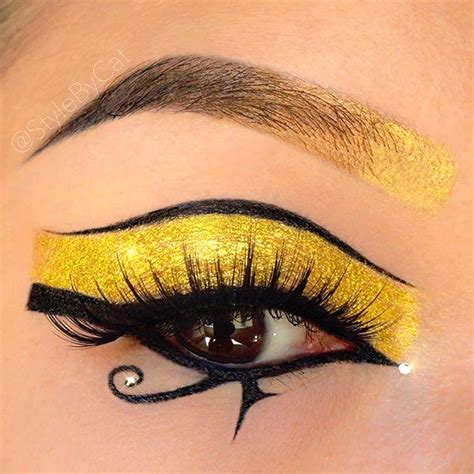 Fun With Glitter | Egyptian eye makeup, Egyptian makeup, Egypt makeup