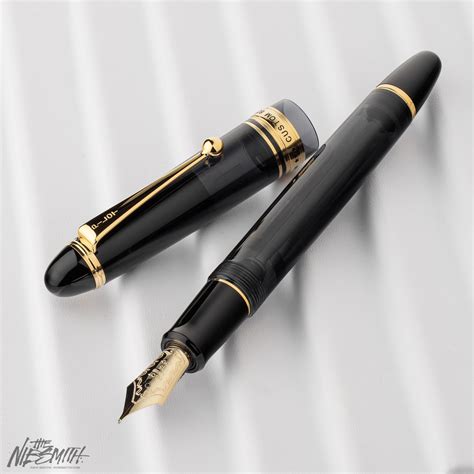 Pilot Custom 823 Fountain Pen – Smoke – The Nibsmith