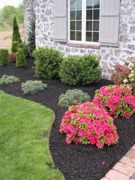 10 Front Yard Landscaping Ideas for Your Home