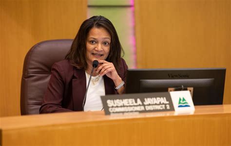 Susheela Jayapal sworn in for second term representing District 2 | Multnomah County