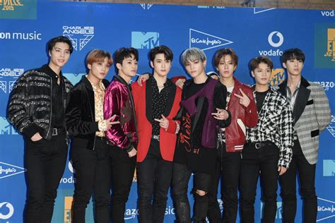 NCT 127 Makes History as the First K-pop Group to Perform at the Macy's Thanksgiving Day Parade ...