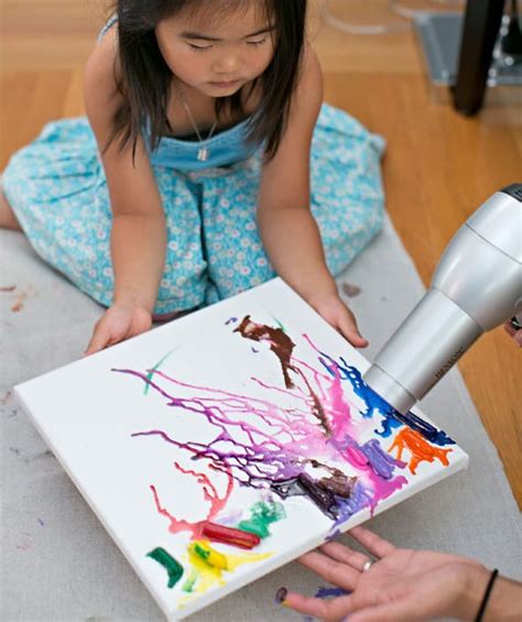 12 CREATIVE CRAYON ART PROJECTS FOR KIDS