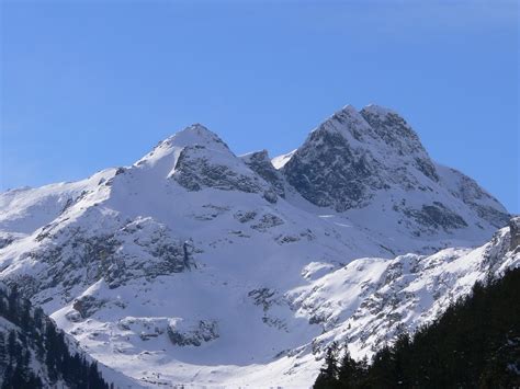 File:Malyovitsa-winter-ifb.JPG - Wikimedia Commons