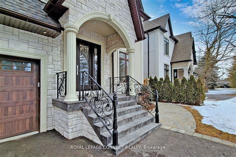 1330 Kilmaurs Ave, Oshawa, Ontario L1K2A3 Sold History | HouseSigma