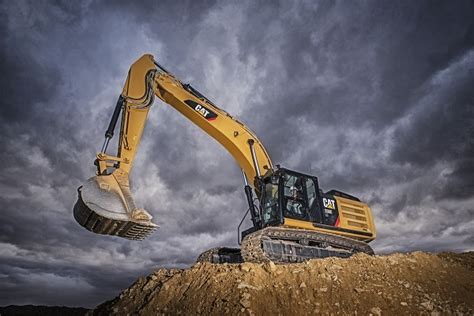 Interesting Facts About The New CAT Hybrid Excavators | Interesting Facts