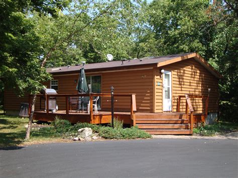 Put-in-Bay Island Club Rentals | Put In Bay Ohio Cabin & Cottage Lodging