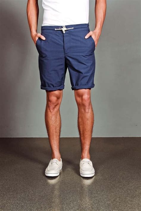 How To Wear Shorts The Right Way - A Modern Men's Guide