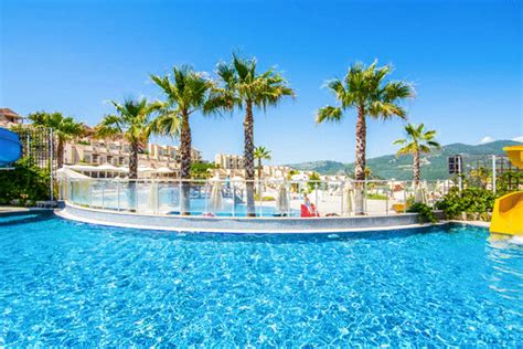 Turkey: 4 Star All Inclusive w/ FREE Child Stay