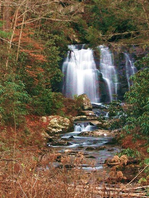 Cades cove waterfall - readinggaret