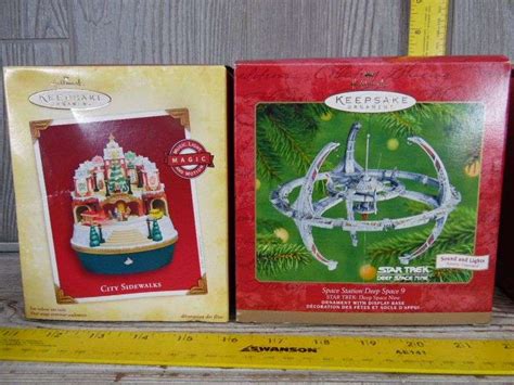 Hallmark Keepsake Ornaments - Dunker Auction