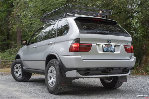 Lifted BMW X5 E53, rear