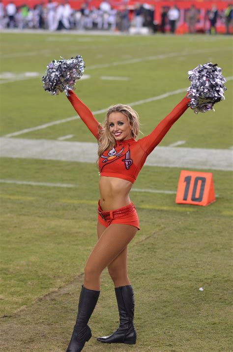 Buccaneers : r/cheerleaders