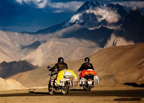 Leh Ladakh Bike Trip (Complete Guide) For Bikers – Swan Tours