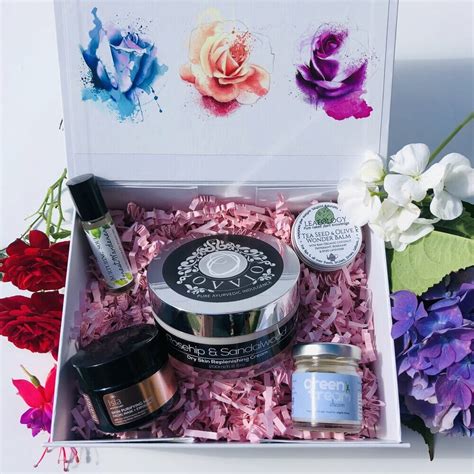 The 10 Best Natural and Organic Beauty Subscription Boxes of 2024