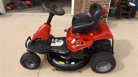 Craftsman 30" Rear Engine Mower | Riding lawnmower, Riding mower, Riding