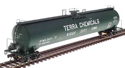 Walthers - 33,000 Gallon Liquid Propane Gas Tank Car (Ready to Run) - Terra Chemical RTMX - 932-7310