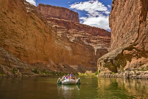 Grand Canyon Rafting | Photo Gallery • Grand Canyon Expeditions