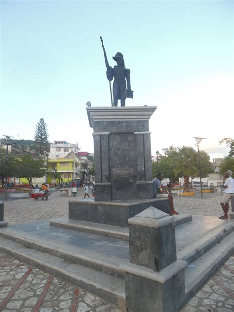 Jean-Jacques Dessalines Statue (Cap-Haitien) - All You Need to Know ...