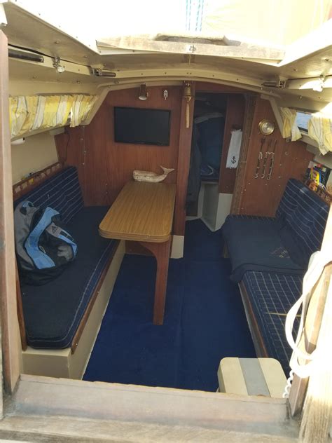 Interior of our 1985 Catalina 25 - Ready for some clutter I think. : sailing