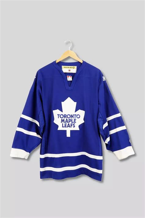 Vintage NHL Toronto Maple Leafs Jersey | Urban Outfitters