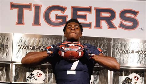 3-star defensive end Colby Wooden commits to Auburn - al.com