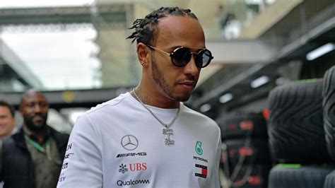 Lewis Hamilton prepares to ‘get in the ring’ to start 2021 F1 contract ...