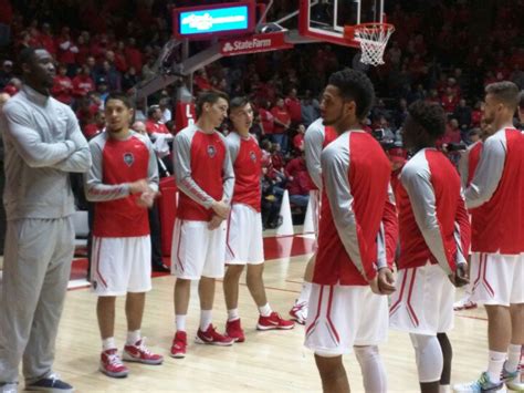 Lobo Basketball on Twitter: "Time for the lights to go out. #AMileHighAndLouderThan #GoLobos ...