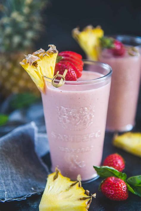 Best Strawberry Banana Pineapple Smoothie Recipe + Video