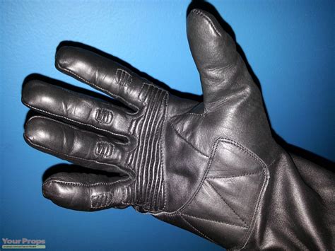 X2: X-Men United Wolverine Gloves replica movie costume