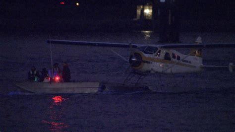 Float plane makes emergency landing off Point Grey | CTV News