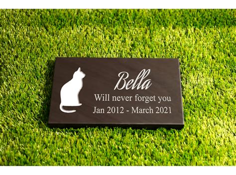 15 Heartfelt Pet Memorial Ideas to Honor Your Furry Friend