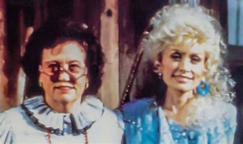 Mama's Memories - From Avie Lee Parton