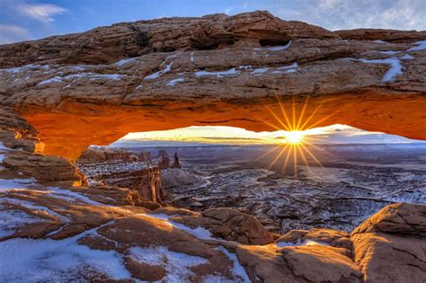 Best Time to Visit Utah National Parks – Bearfoot Theory