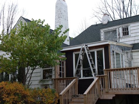 Gear Acres at Top of the Hill: Free Bead Board for the Soffit