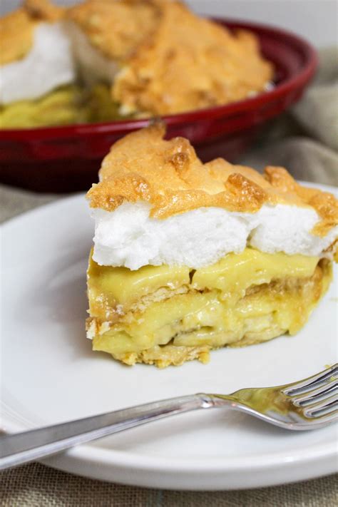 Banana Meringue Pie - Cheese Curd In Paradise