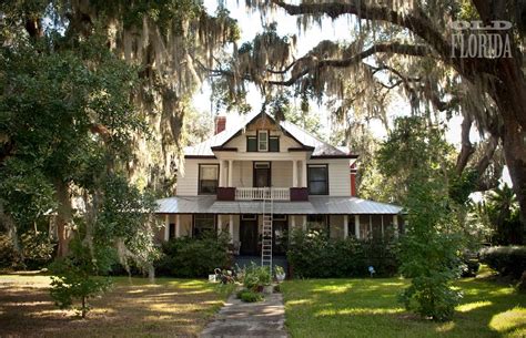 Fort Meade, Florida | Big front porches, Fort meade, Beautiful homes