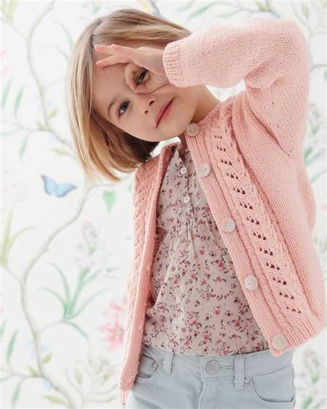 Stylish and cozy: Explore the world of free phildar knitting patterns