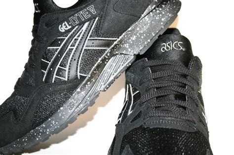 ASICS Gel Lyte V (Black Speckle) - Sneaker Freaker