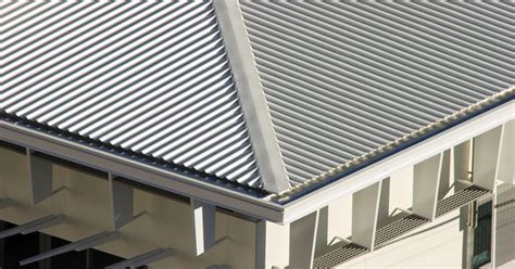 Roof Ridge Caps: Definition, Uses and Benefits