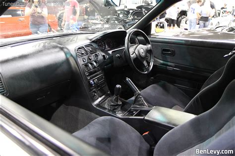 R33 Skyline GT-R interior - BenLevy.com