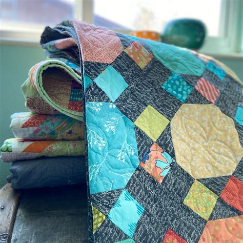 Snowball Quilt Block Tutorial - Aunt Ems Quilts