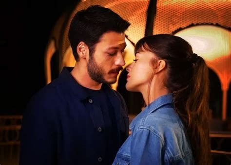 The Turkish Couples You Should Follow On Instagram Now - Special Madame Figaro Arabia