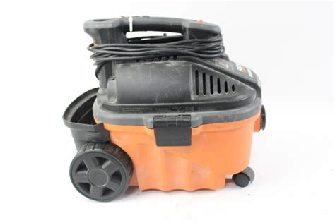 Ridgid 4 Gallon Shop Vac | Property Room