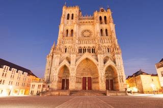 8 of the Best Gothic Cathedrals | Architectural Digest