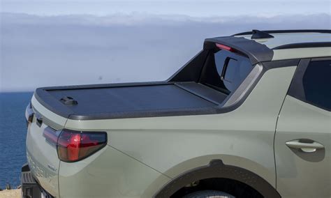 2024 Hyundai Santa Cruz Tonneau Cover - Kary Sarena